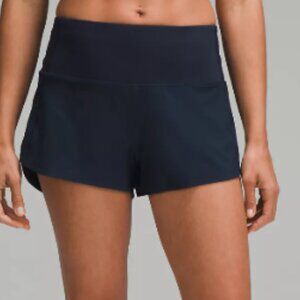Lululemon Speed Up Shorts Size 6 2.5 Inseam
